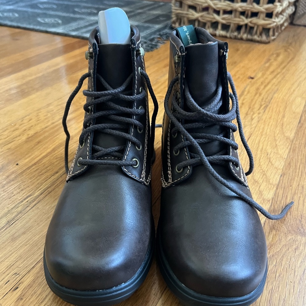 Brown lace up boots